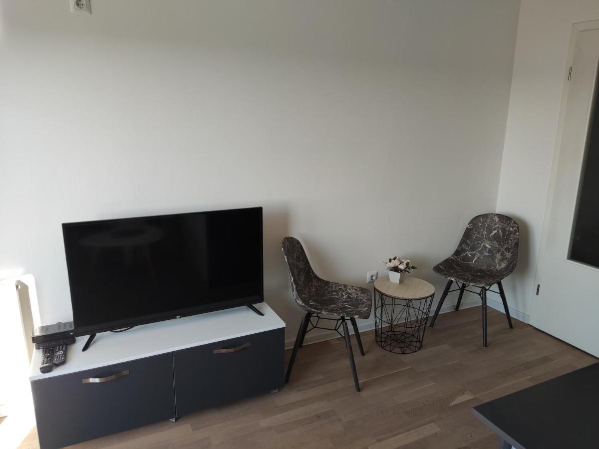 Apartmani Sarah 2 ทูซลา ภายนอก รูปภาพ