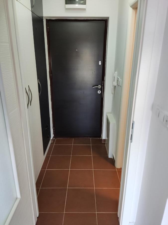 Apartmani Sarah 2 ทูซลา ภายนอก รูปภาพ